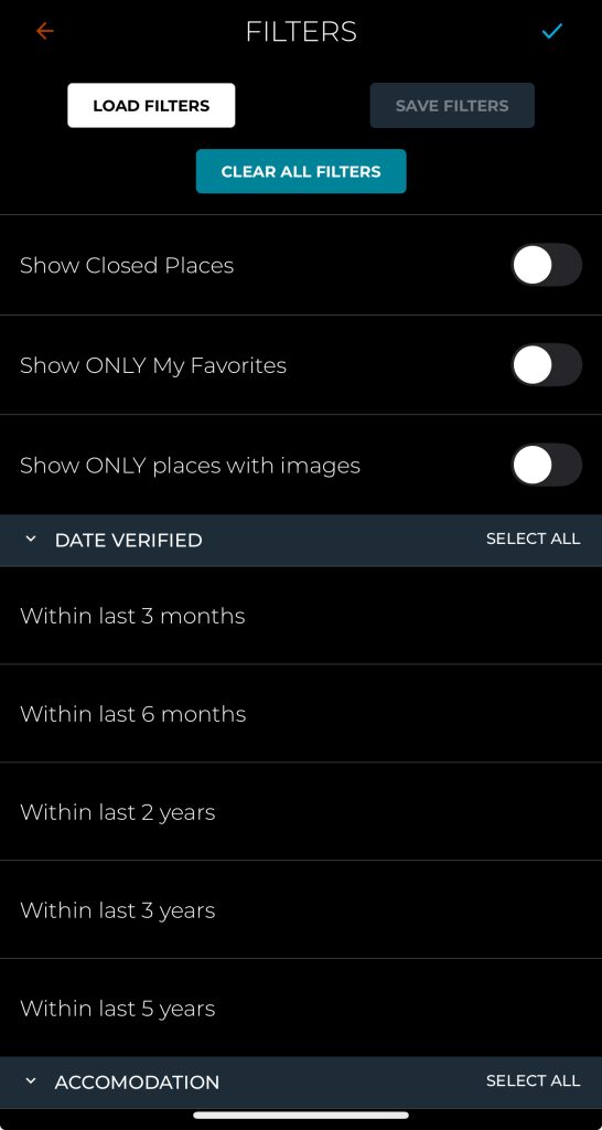 Screenshot of the iOverlander app showing campervan overnight spots on the map.